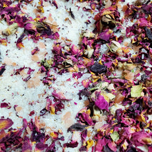 Load image into Gallery viewer, Botanical Bath Tea - All Natural Herbal, Honey &amp; Salt Bath Soak
